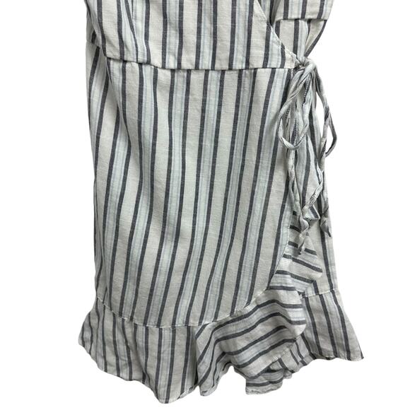 Abercrombie & Fitch Wrapped Dress size Small Striped - Picture 4 of 8